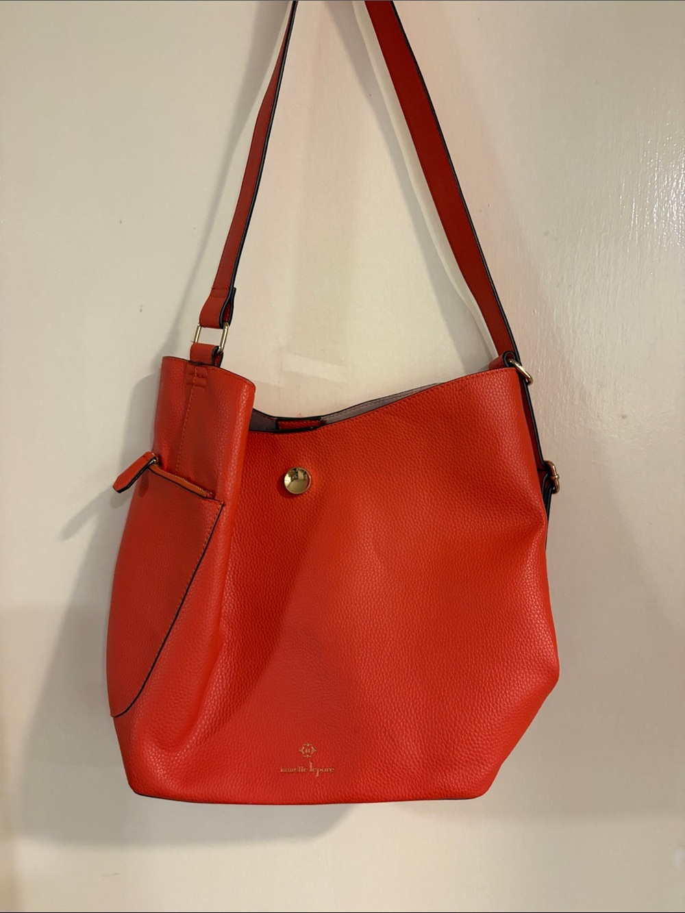 Women’s Orange Shoulder Bag - Elegant Pebbled faux Leather Tote